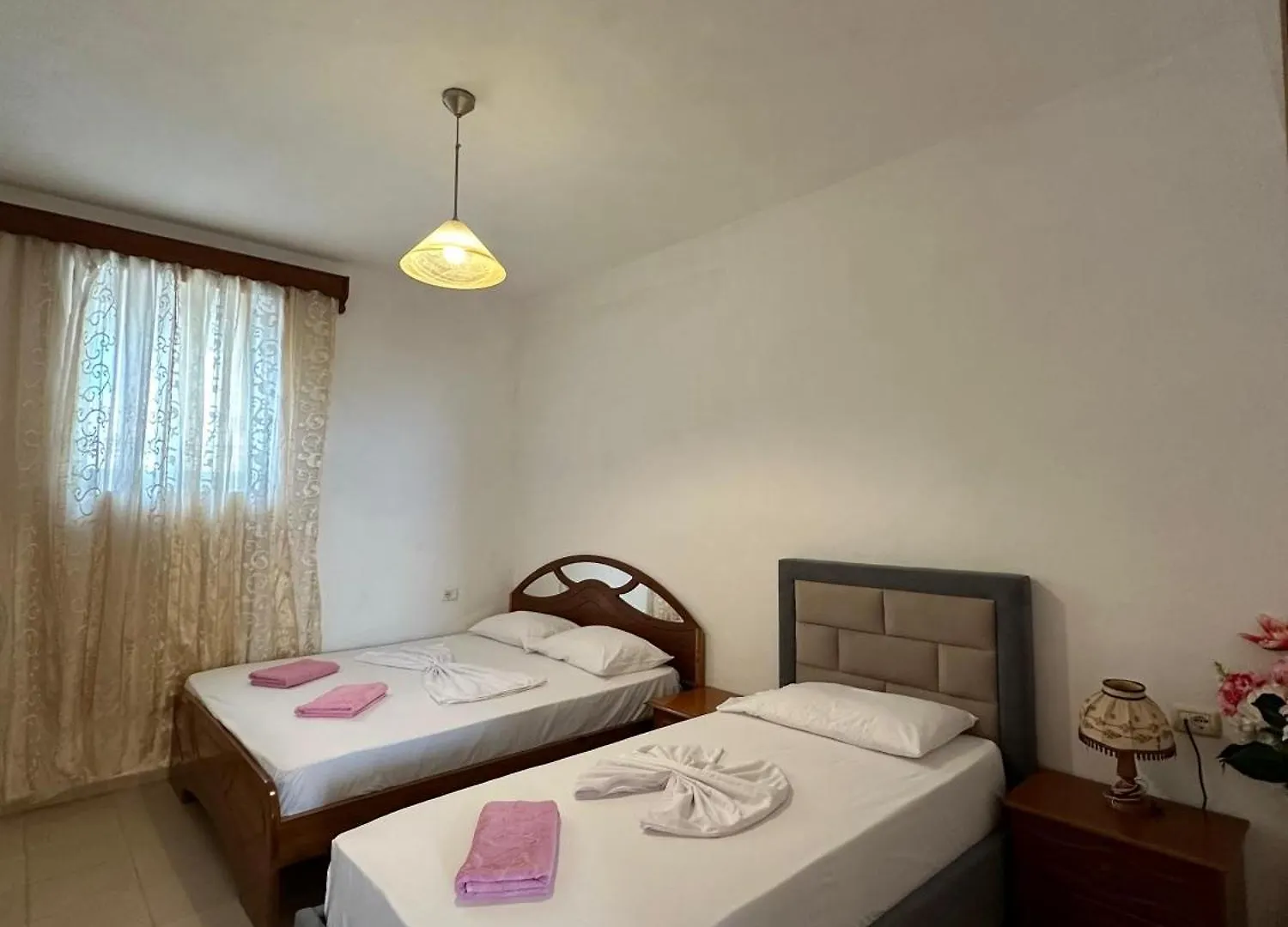 White Stone Apartments Ksamil