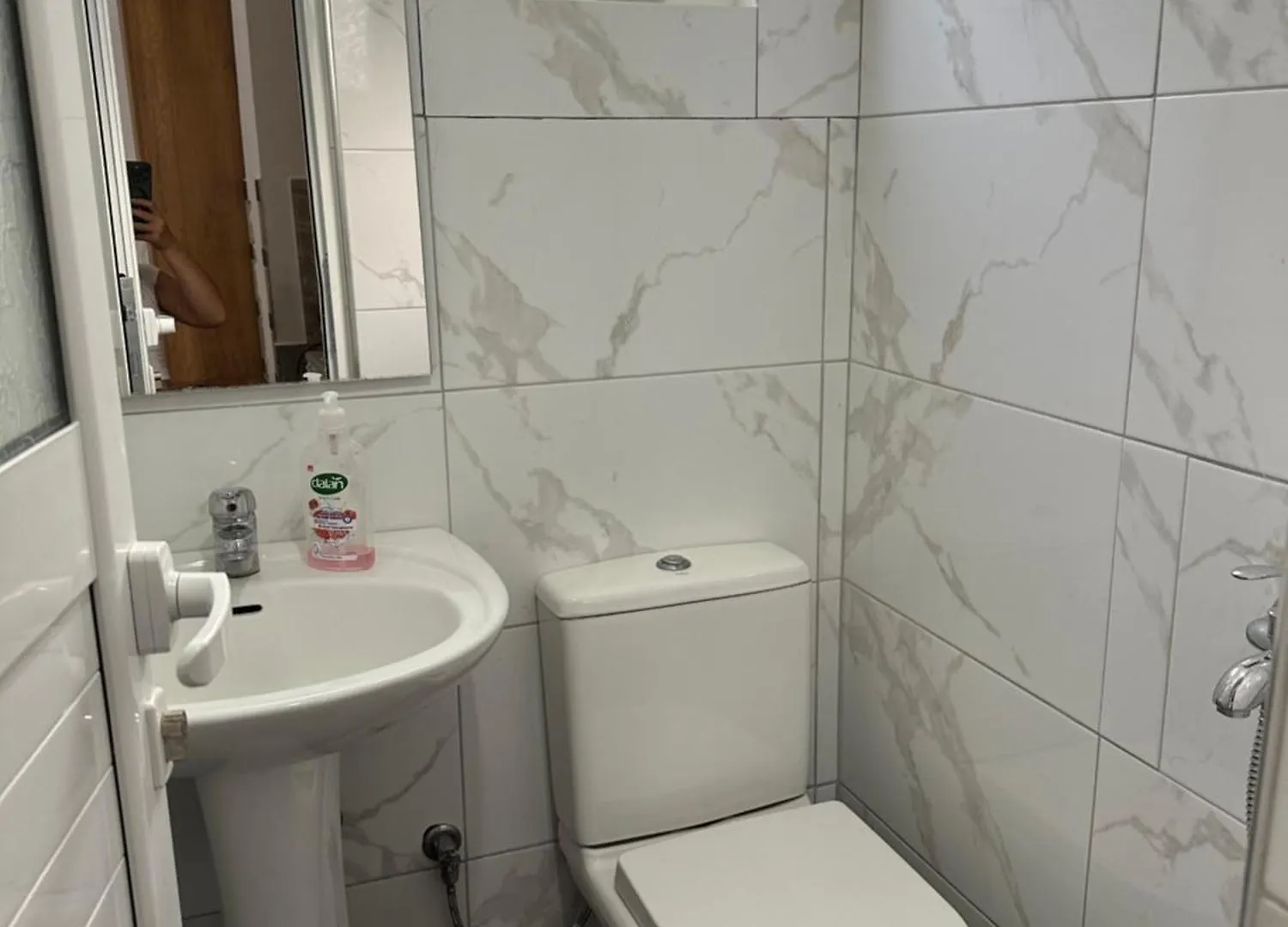 White Stone Apartments Ksamil